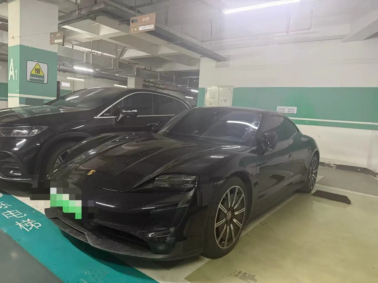 Porsche Taycan (Imported) 2020 Taycan Taycan Automatic 8