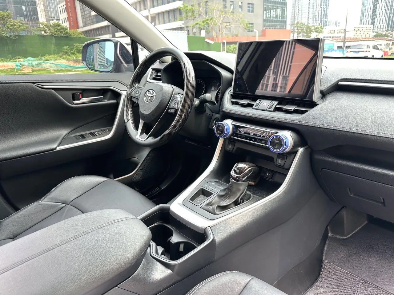 Toyota 2020 Willanda 2.0 Stepless Two-Drive Deluxe Automatic Gear 12