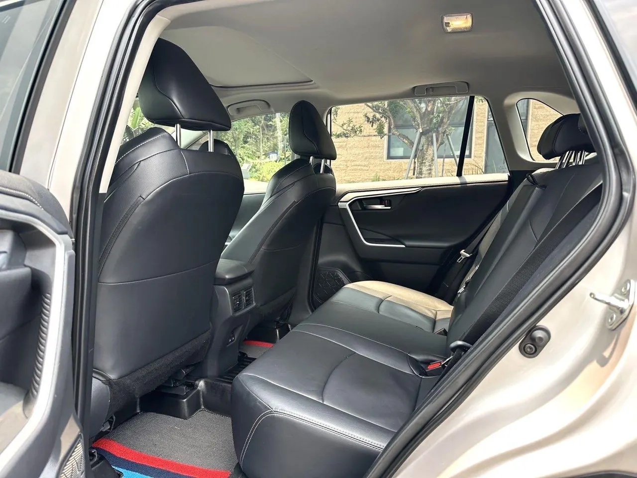 Toyota 2020 Willanda 2.0 Stepless Two-Drive Deluxe Automatic Gear 16