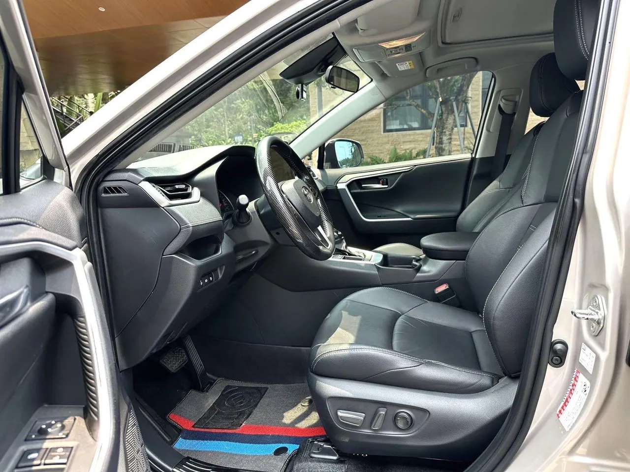 Toyota 2020 Willanda 2.0 Stepless Two-Drive Deluxe Automatic Gear 17