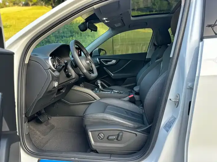Audi Q2L 2022 35 TFSI Fashion Dynamic 8