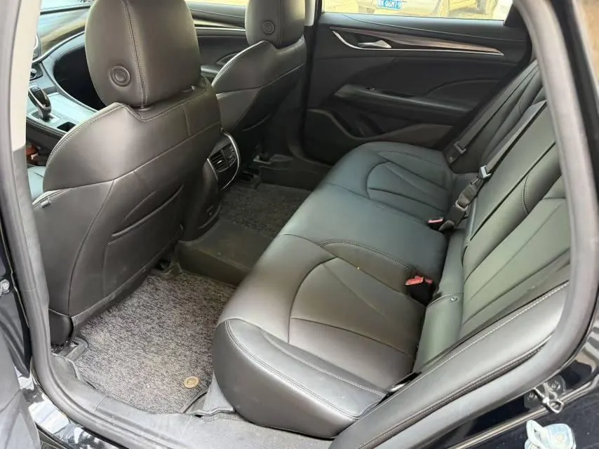 Buick 2022 LaCrosse 2.0T 652T Luxury Automatic 3