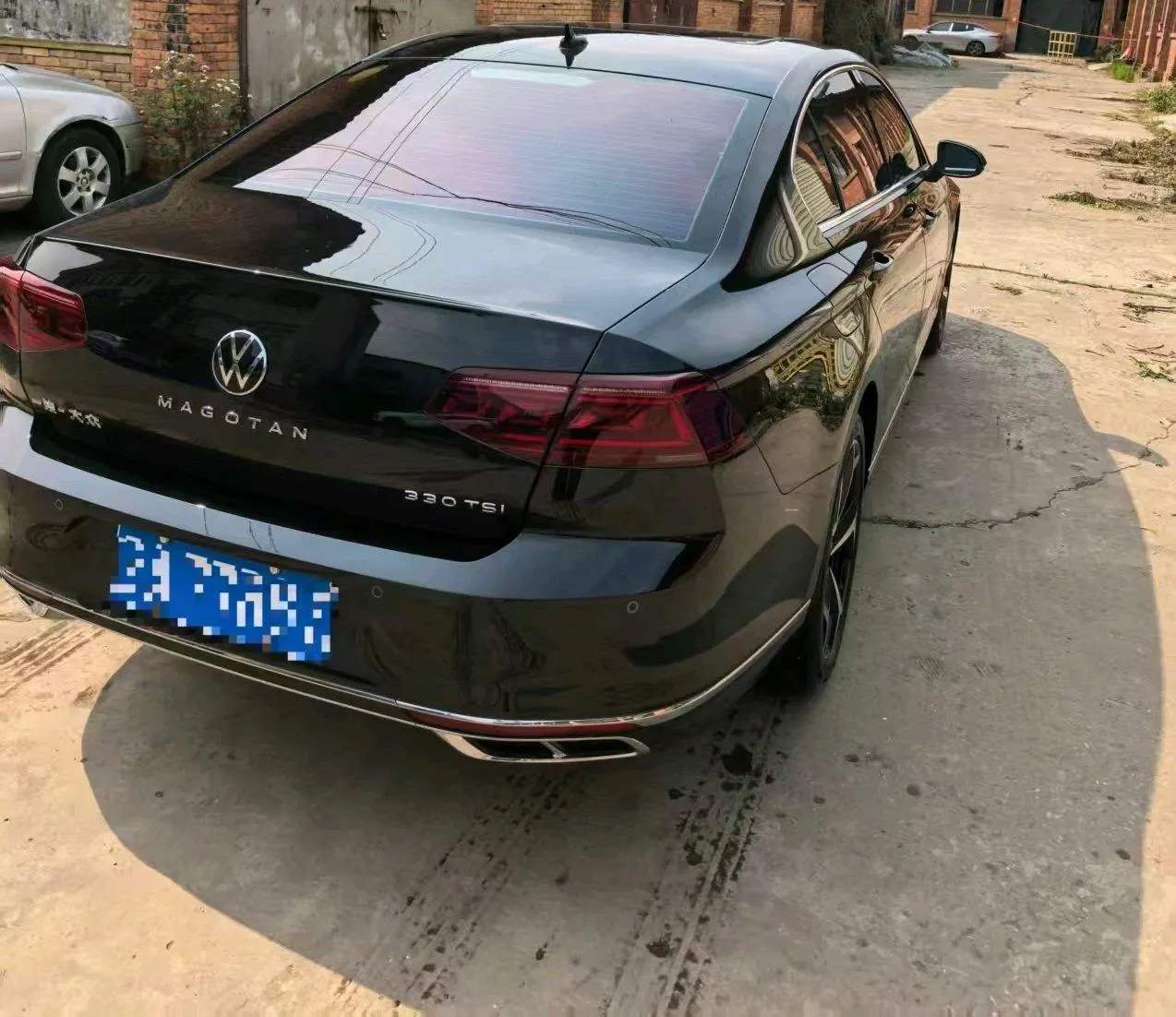 Volkswagen 2025 Magotan 2.0TSI 330TSI Luxury (Modified 2) Automatic Gear 3
