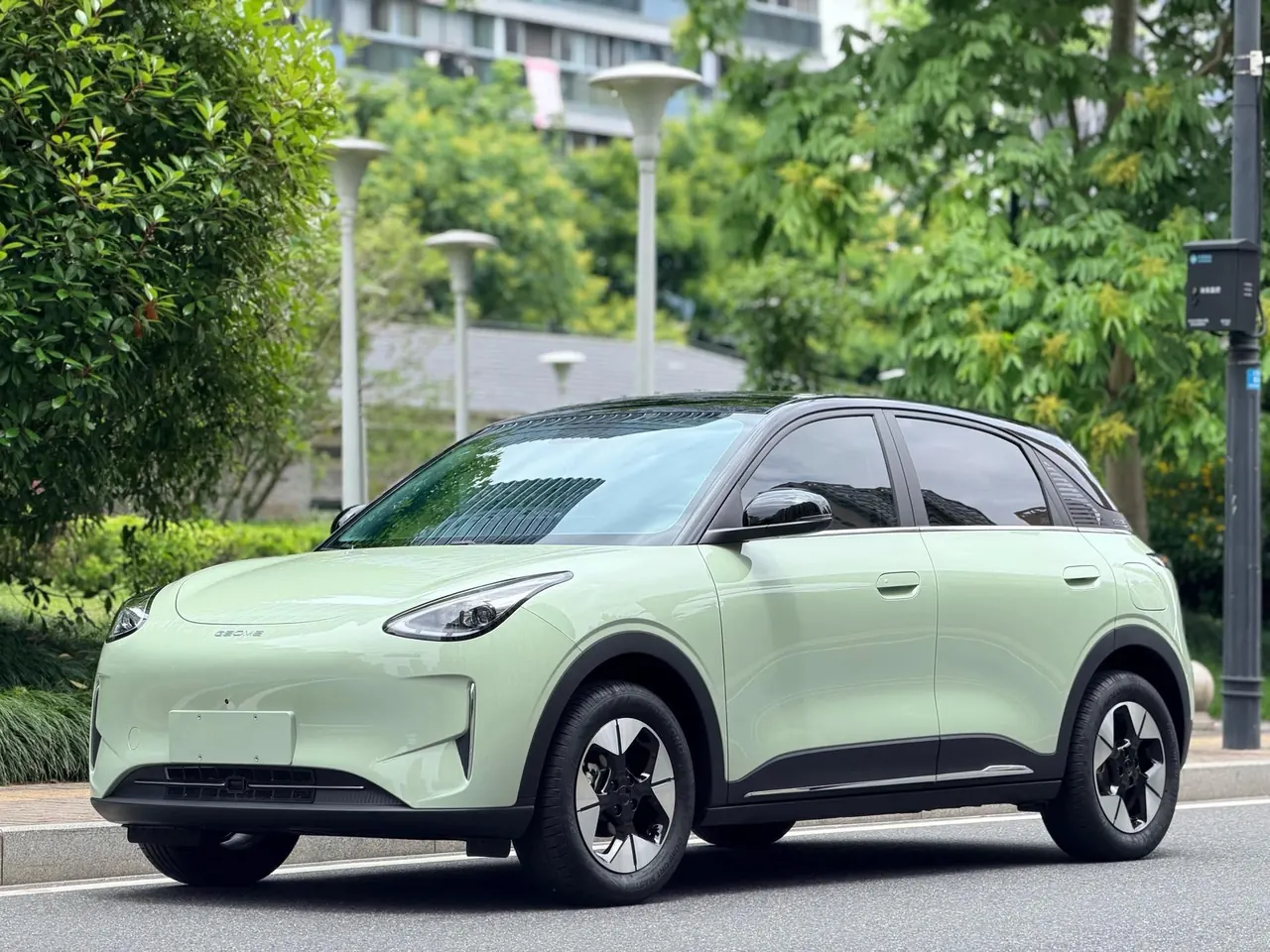 Open image lightbox: Geely 2025 Star Wish UP 410km Discovery Edition Automatic Gear