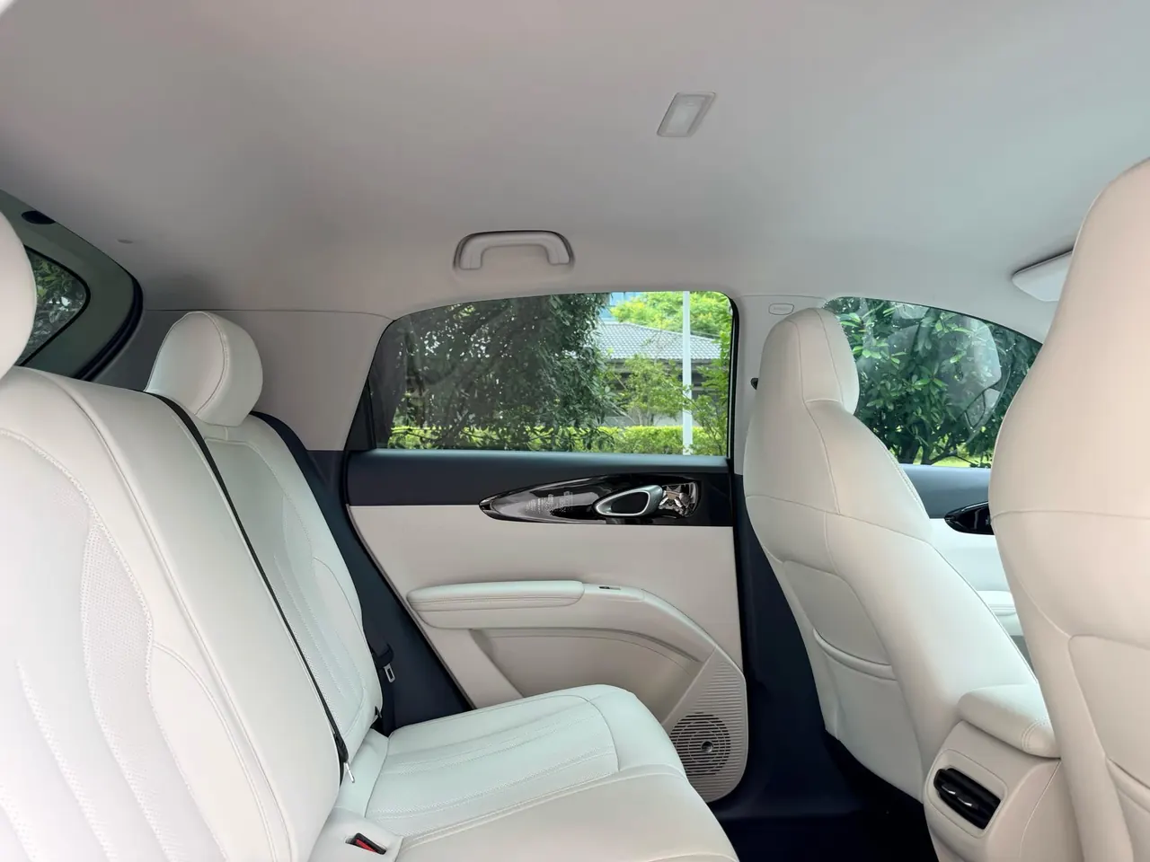 Geely 2025 Star Wish UP 410km Discovery Edition Automatic Gear 5
