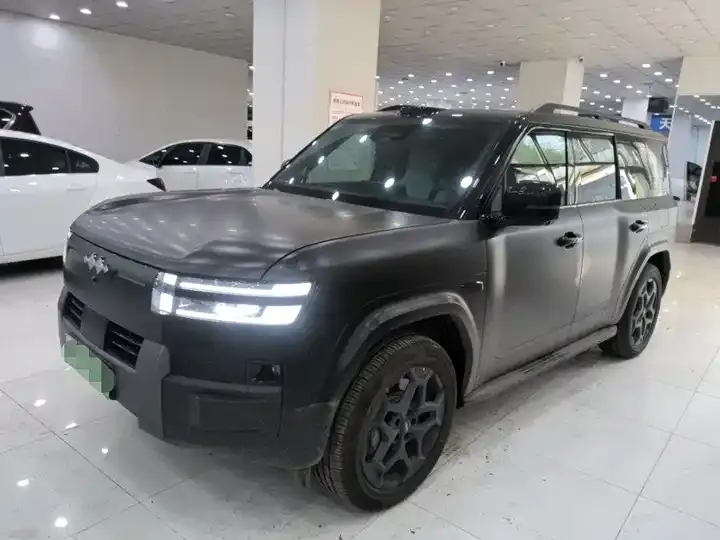 Открыть галерею: Titanium 7 2025 190KM 4WD Ultra Edition