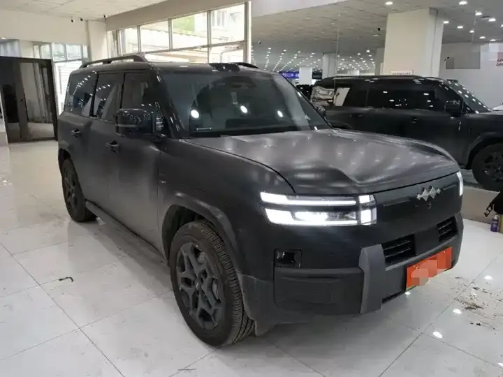 Titanium 7 2025 190KM 4WD Ultra Edition 2