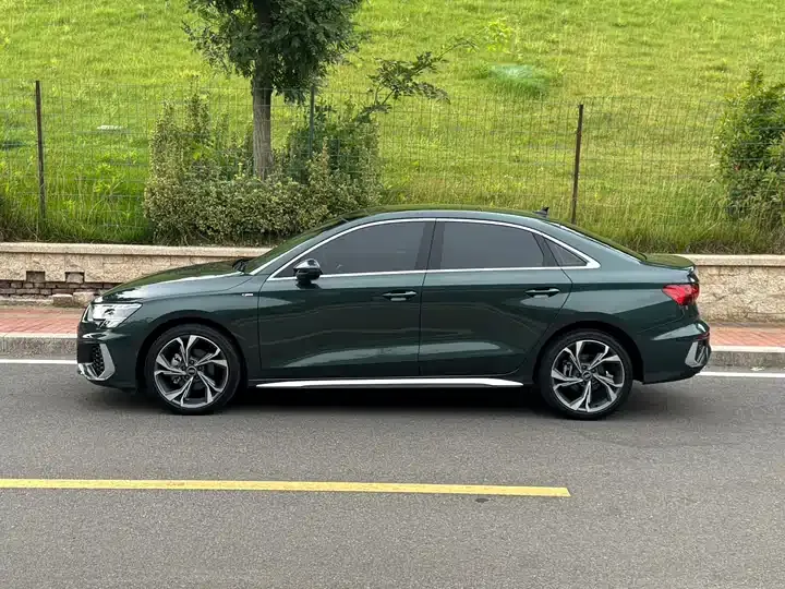 Audi A3 2023 facelift A3L Limousine 35 TFSI Luxury Sport 7