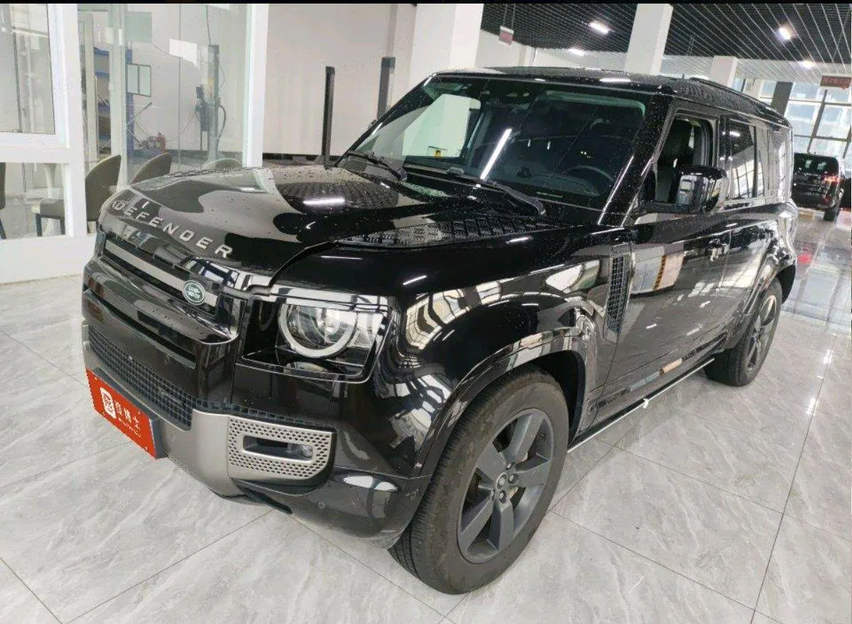 打开图片灯箱:Land Rover Guard (Imported) 2022 Guard 110 48V 3.0T P400 X-DYNAMIC HSE Automatic Gear