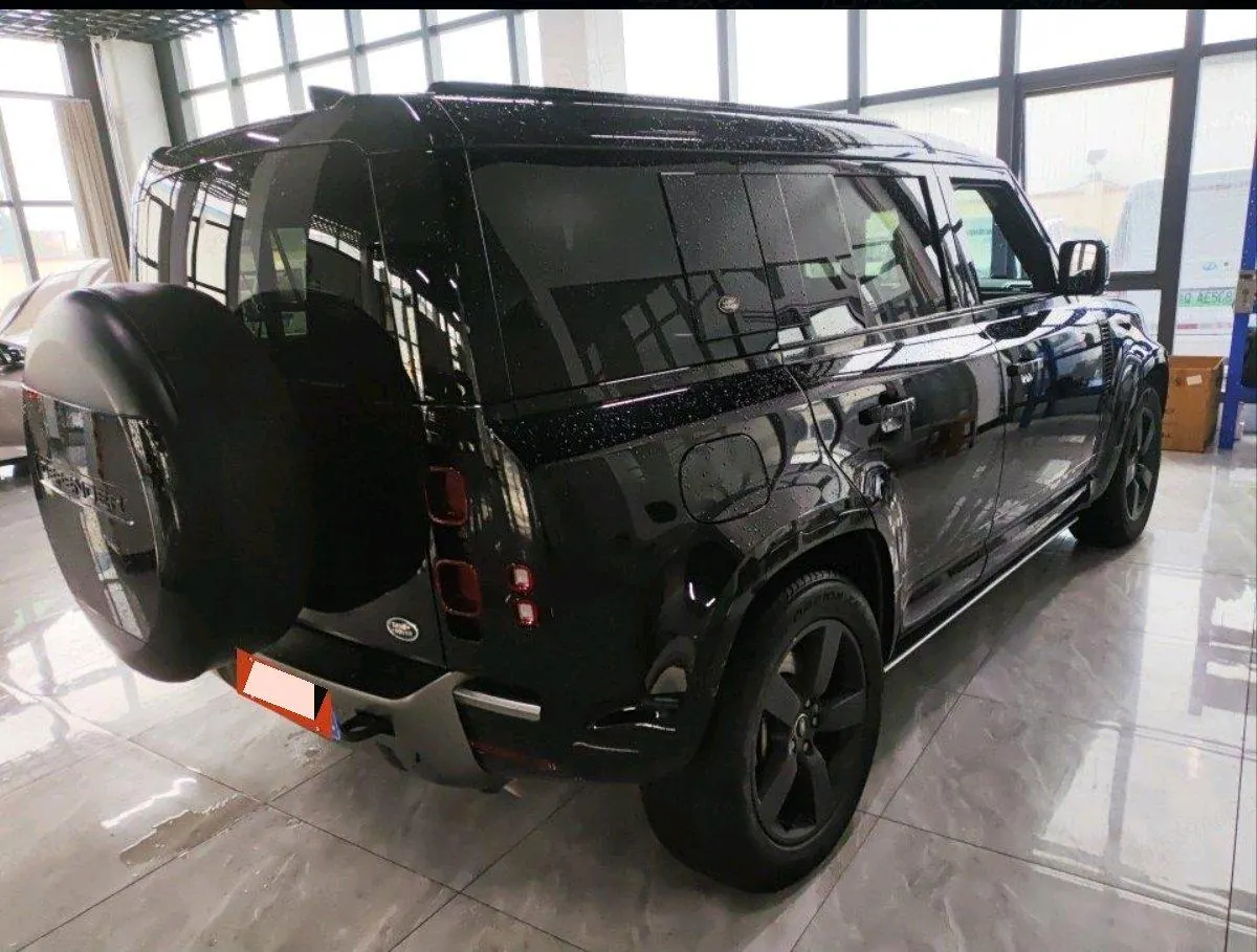 Land Rover Guard (Imported) 2022 Guard 110 48V 3.0T P400 X-DYNAMIC HSE Automatic Gear 6
