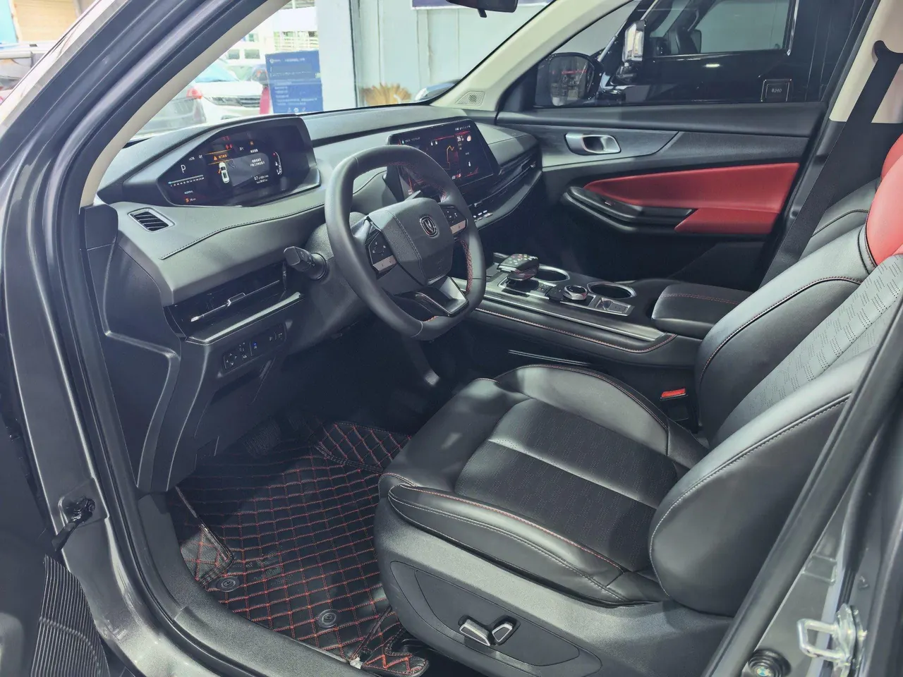 ChangAn 2022 CS55 PLUS 1.5T Honorable Automatic Gear 6