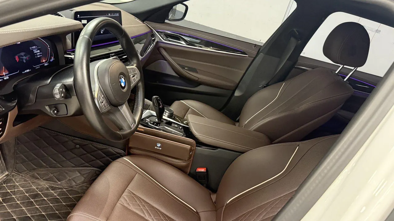 BMW 5 Series 2022 525Li 2.0T M Sports Suit (Change 2) Automatic Gear 8