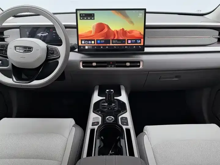Geely ICON 2026 Chocolate 1.5TD Alcohol Edition 12