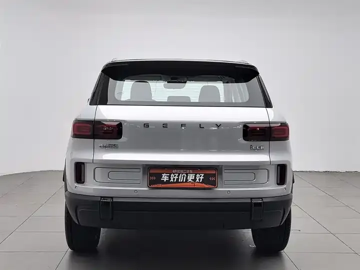 Geely ICON 2026 Chocolate 1.5TD Alcohol Edition 4