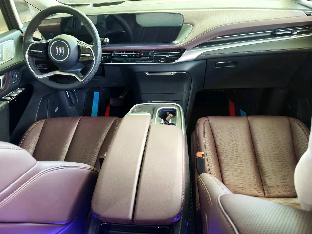 Buick 2025 Century 48V 2.0T Yunshi Edition 6-seat Automatic Gear 7
