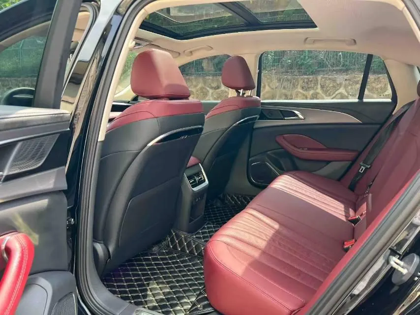 HongQi 2024 H5 2.0T Zhilian Qi Chang Edition Automatic Gear 3
