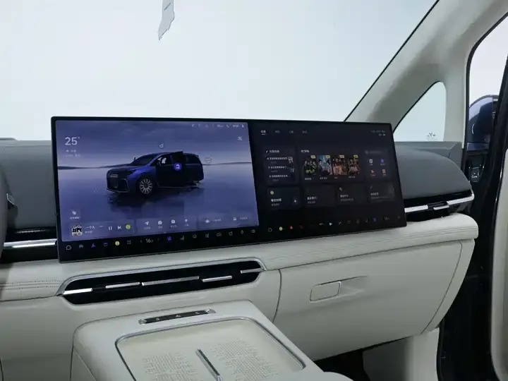 Voyah Dreamer 2025 PHEV Four-wheel Drive Flagship Dry Kun Edition 10