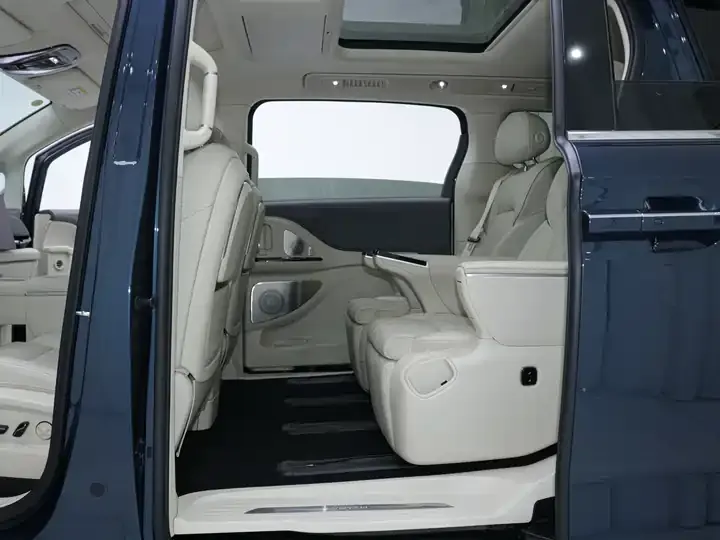 Voyah Dreamer 2025 PHEV Four-wheel Drive Flagship Dry Kun Edition 6