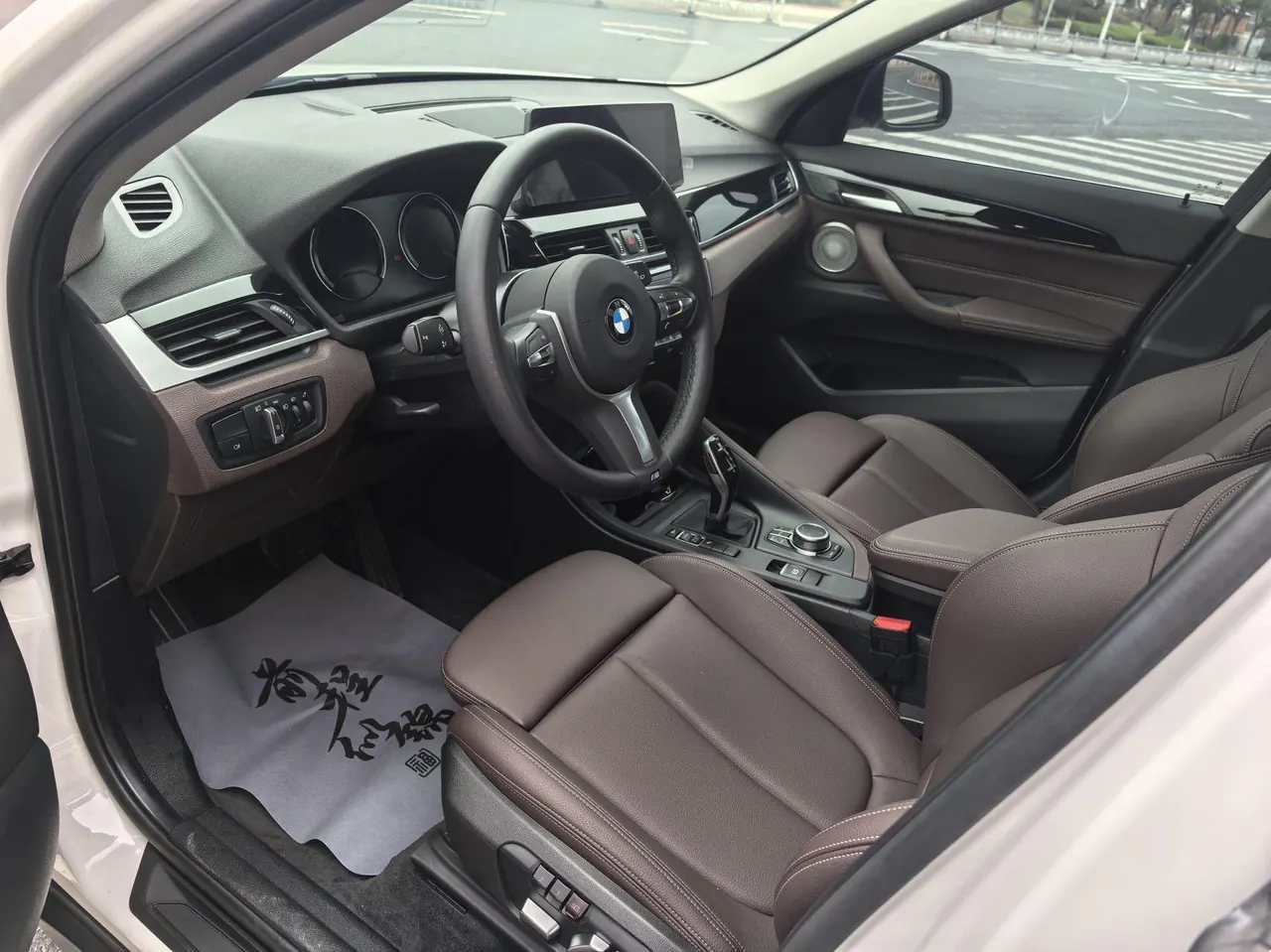 BMW 2022 X1 sDrive25Li 2.0T Leading Automatic Gear 4