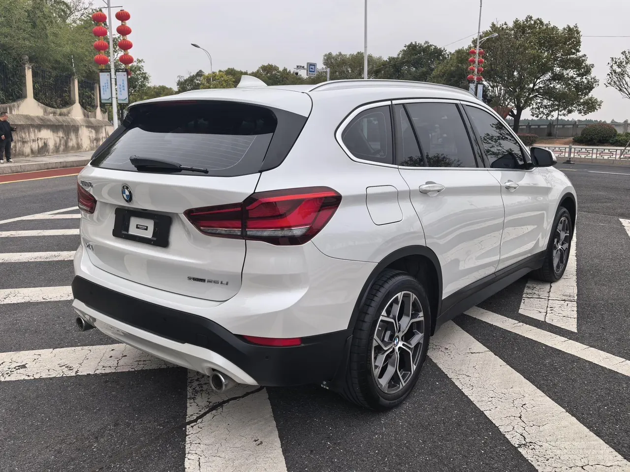 BMW 2022 X1 sDrive25Li 2.0T Leading Automatic Gear 7