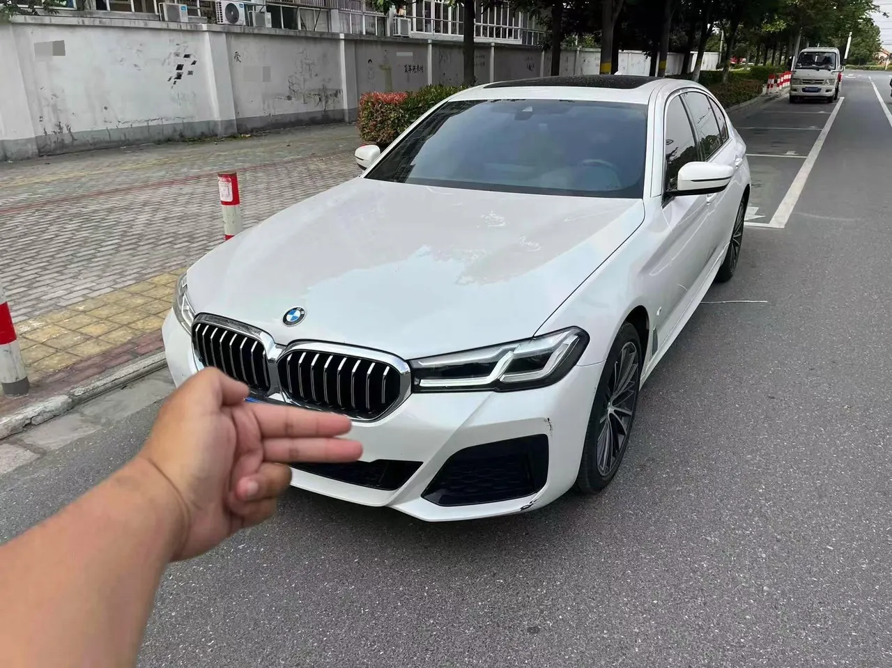 Open image lightbox: BMW 5 Series 2022 530Li 2.0T Leading M Sports Suit (Modified) Automatic Gear