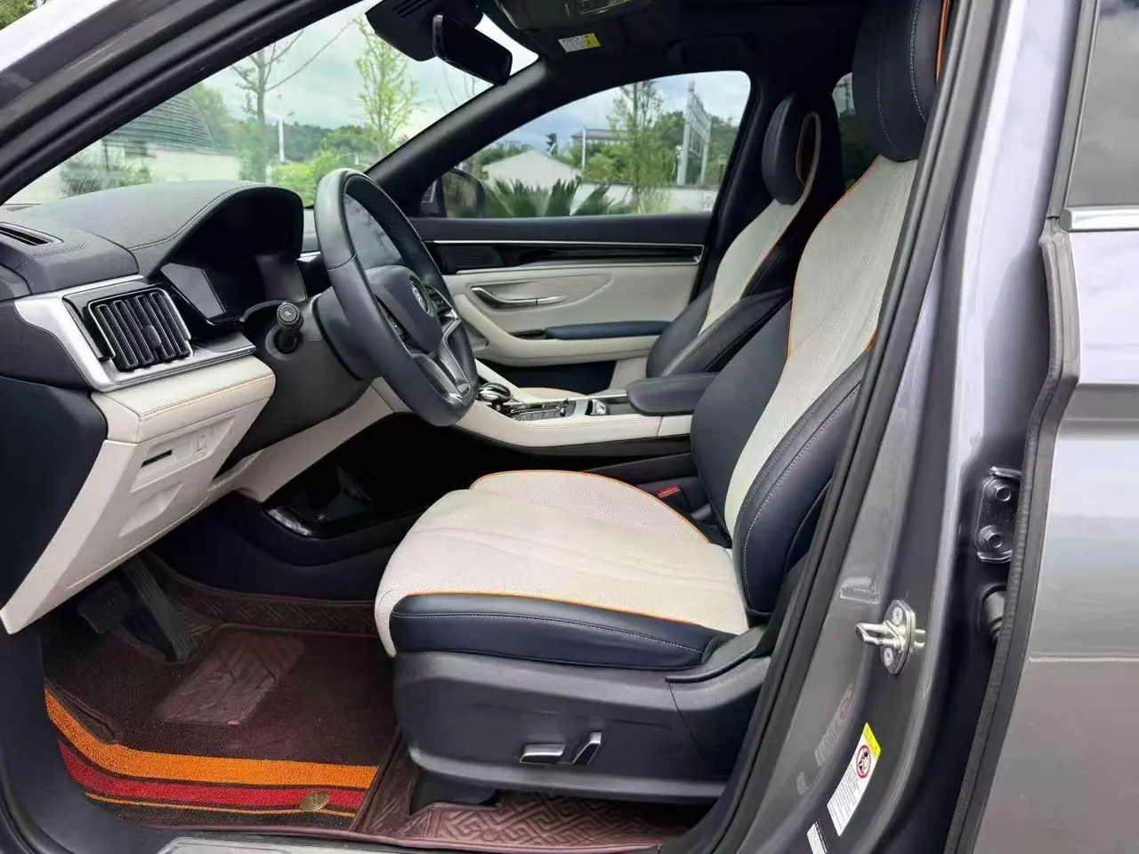 BYD Song PLUS New Energy 2022 Song PLUS DM-i 1.5 Stepless 110KM Flagship PLUS 5G Edition Automatic Gear 2