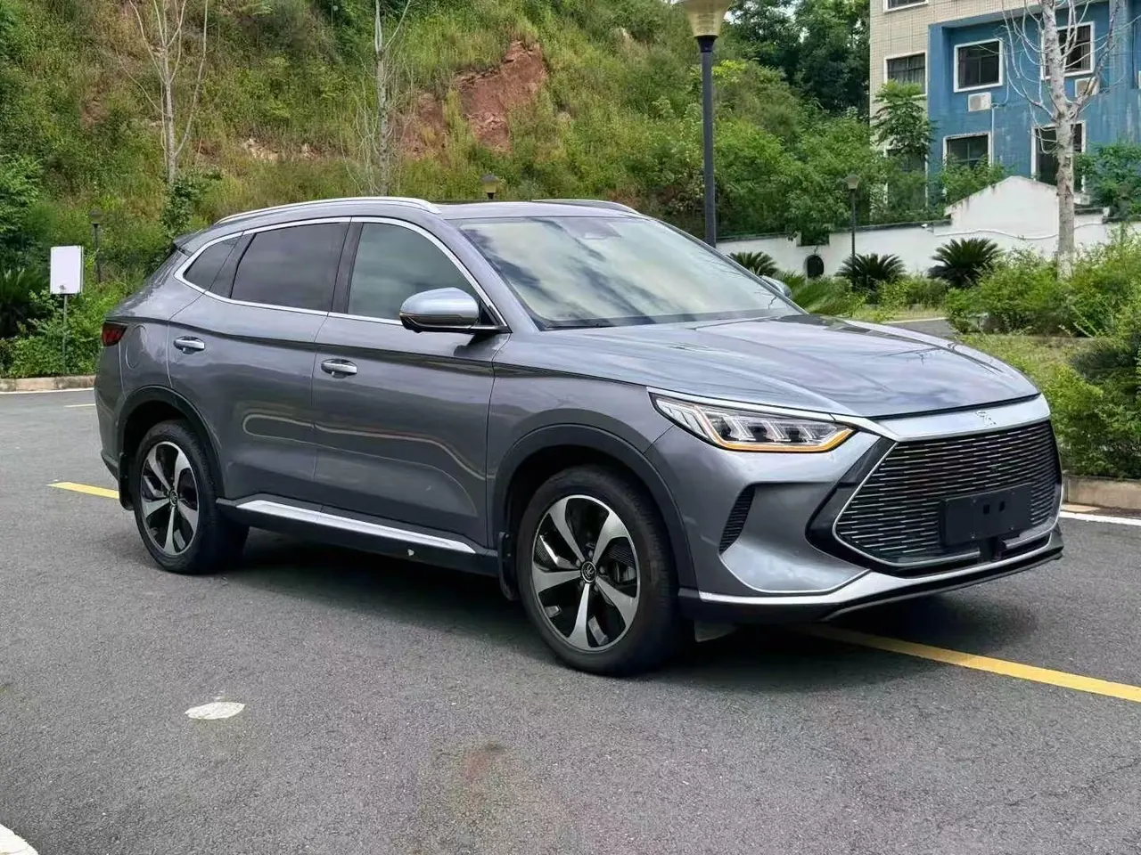 BYD Song PLUS New Energy 2022 Song PLUS DM-i 1.5 Stepless 110KM Flagship PLUS 5G Edition Automatic Gear 4