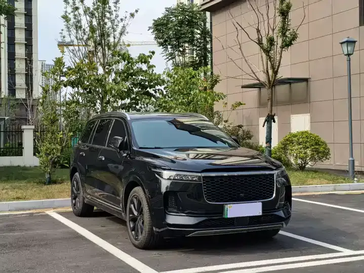 Li ONE 2021 extended 6-seat version 3