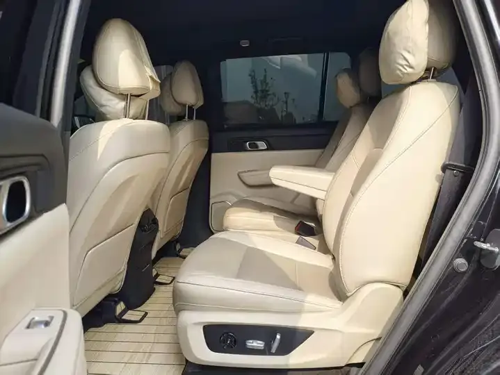 Li ONE 2021 extended 6-seat version 5