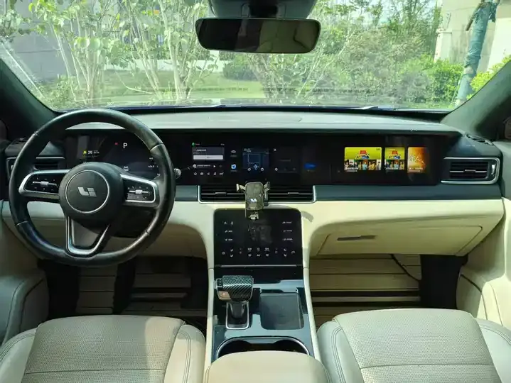 Li ONE 2021 extended 6-seat version 6