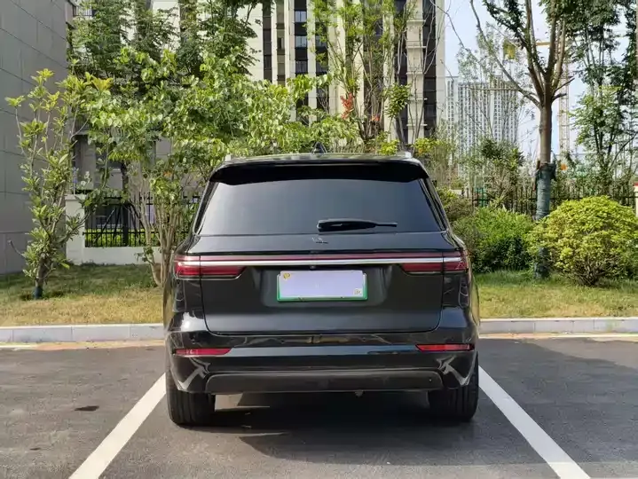 Li ONE 2021 extended 6-seat version 8