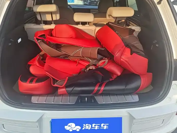 Geely ICON 2023 1.5TD Chocolate Alcoholic Edition 4