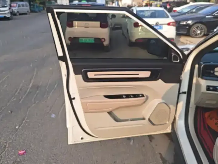 Geely ICON 2023 1.5TD Chocolate Alcoholic Edition 7