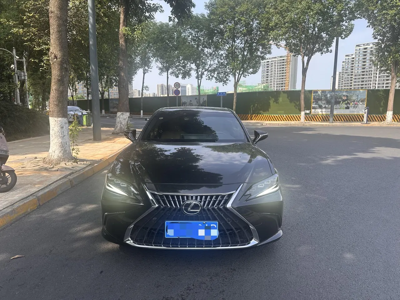 Lexus ES (Imported) 2022 ES300h 2.5 Stepless Premium Edition Automatic Gear 2