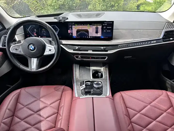 BMW X5 2023 xDrive 30Li exclusive m sports obsidian night suit 2