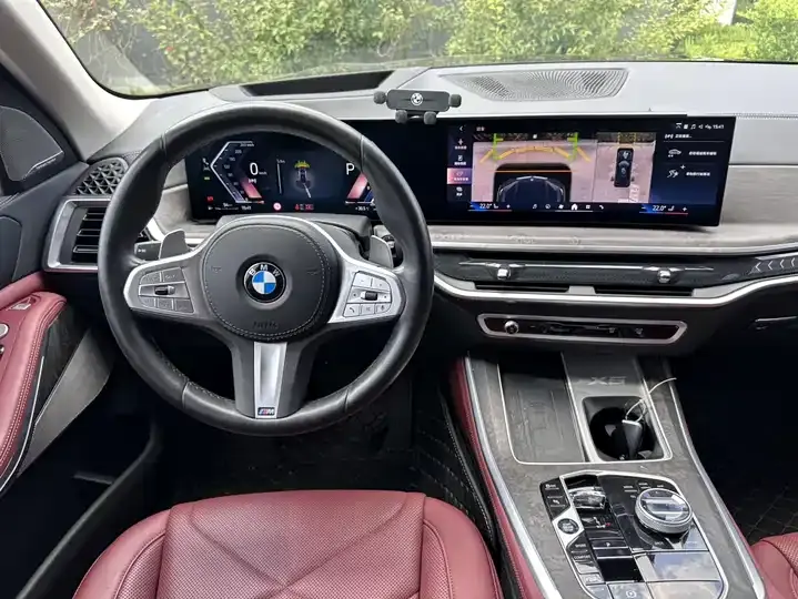 BMW X5 2023 xDrive 30Li exclusive m sports obsidian night suit 5