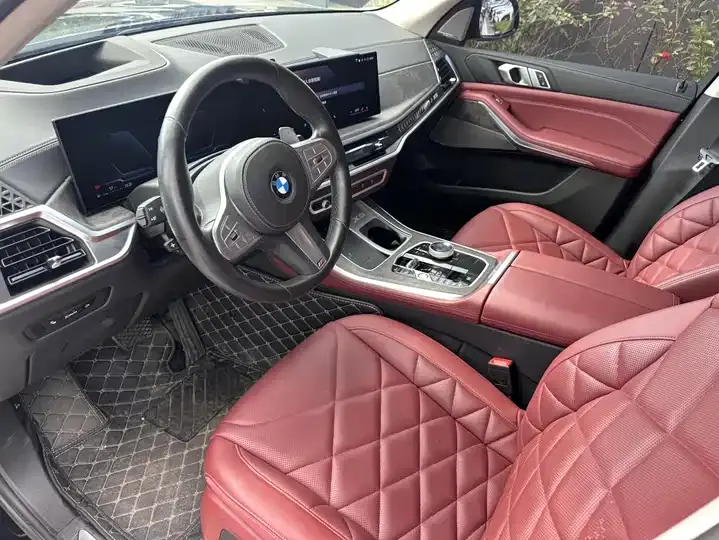 BMW X5 2023 xDrive 30Li exclusive m sports obsidian night suit 9