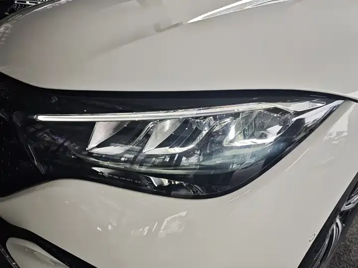 Mercedes Benz EQE 2025 500 4MATIC Pioneer Edition 10