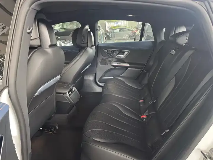 Mercedes Benz EQE 2025 500 4MATIC Pioneer Edition 7