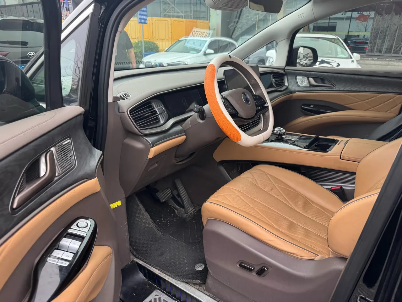 Denza 2023 Denza D9 DM-i 1.5T stepless 965 exclusive automatic gear 9