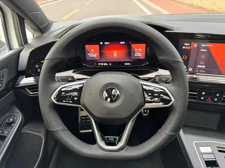 Golf 2023 facelift 280TSI DSG R-Line Lite 11