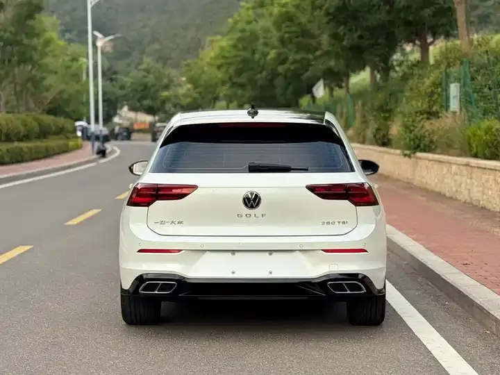 Golf 2023 facelift 280TSI DSG R-Line Lite 6
