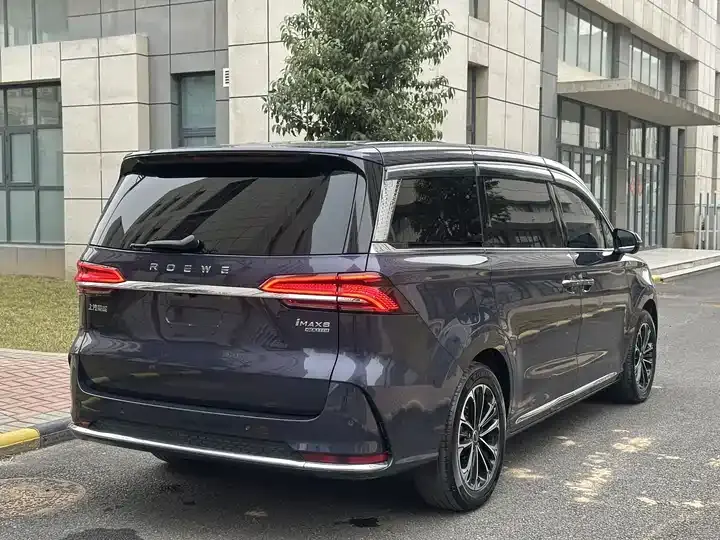 Roewe iMAX8 2022 400TGI Gathering Edition 4