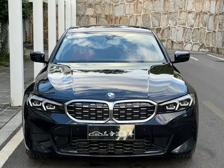 BMW 3 Series 2023 model 325i M Sport Package 2