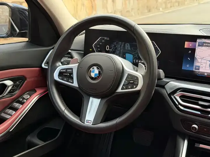 BMW 3 Series 2023 model 325i M Sport Package 9