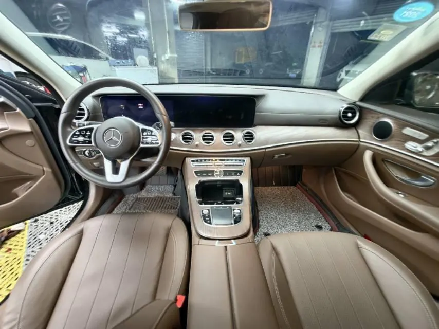 Mercedes Benz E-Class 2020 E 300 L 2.0T Fashion Automatic Gear 7