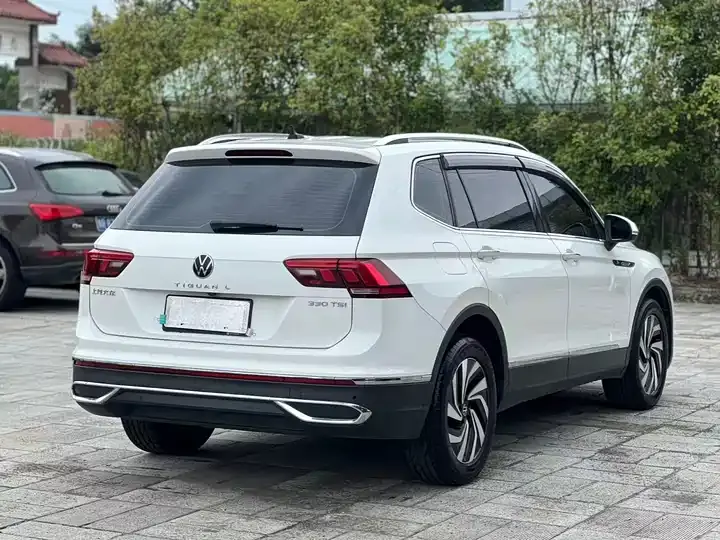 Tiguan L 2023 330TSI Automatic Two-Drive Smart Edition 10