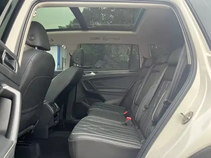 Tiguan L 2023 330TSI Automatic Two-Drive Smart Edition 6