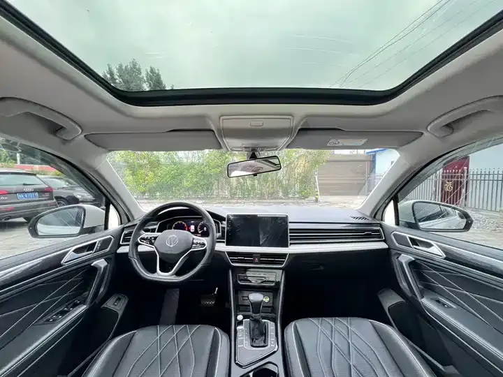 Tiguan L 2023 330TSI Automatic Two-Drive Smart Edition 7