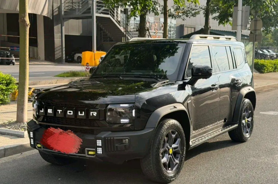 Открыть галерею: Jetour 2023 Traveler 2.0T 4WD Crossing PRO Automatic Gear